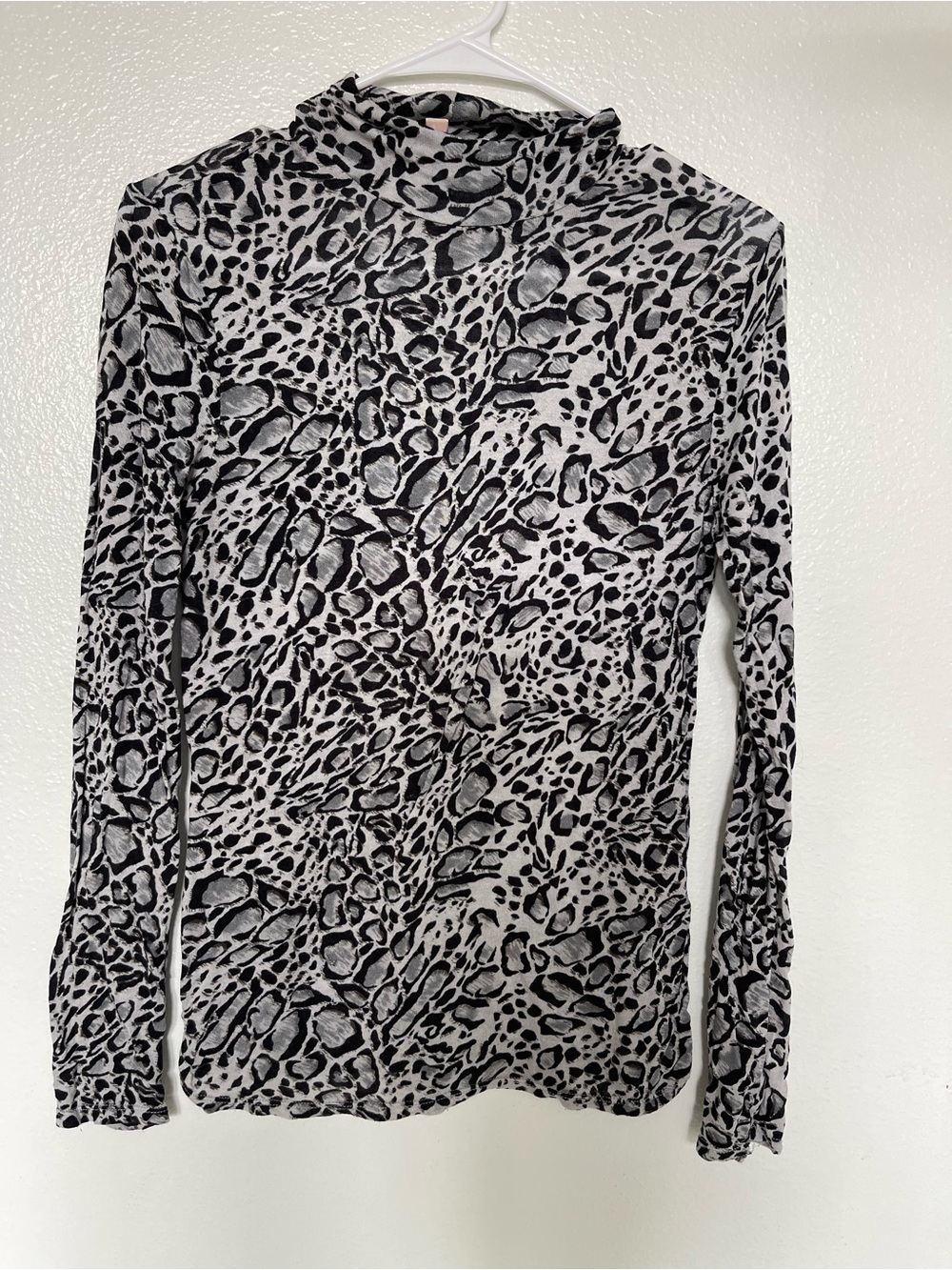 Philosophy Black & Gray Animal-Print Mock Neck Top